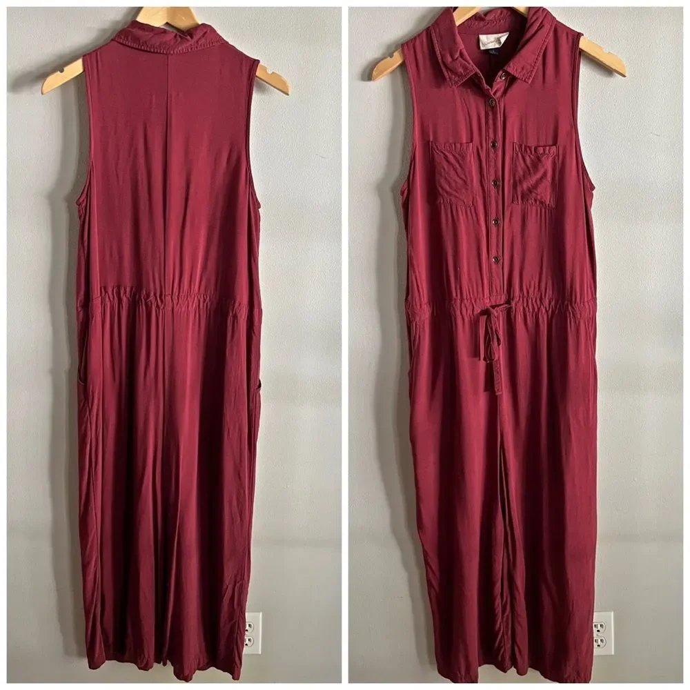 Universal Thread Burgundy Jumpsuit Wide Leg Sleeveless Button Front S